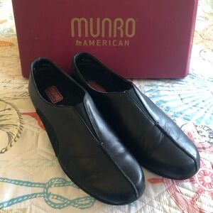Women’s Leather Munro 10W